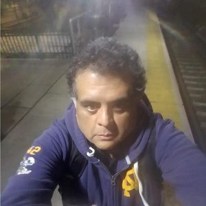 Meet your Posher, Joni